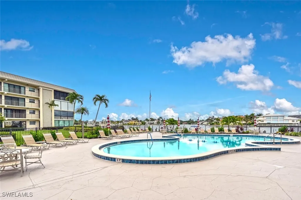 3200 Gulf Shore Boulevard N Naples FL 34103