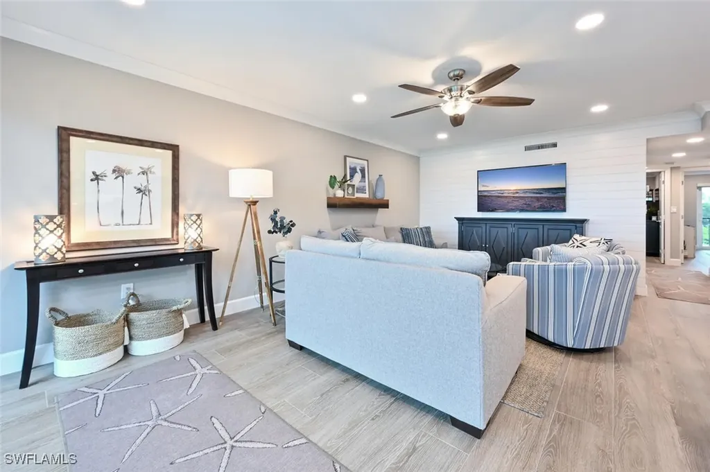 3200 Gulf Shore Boulevard N Naples FL 34103