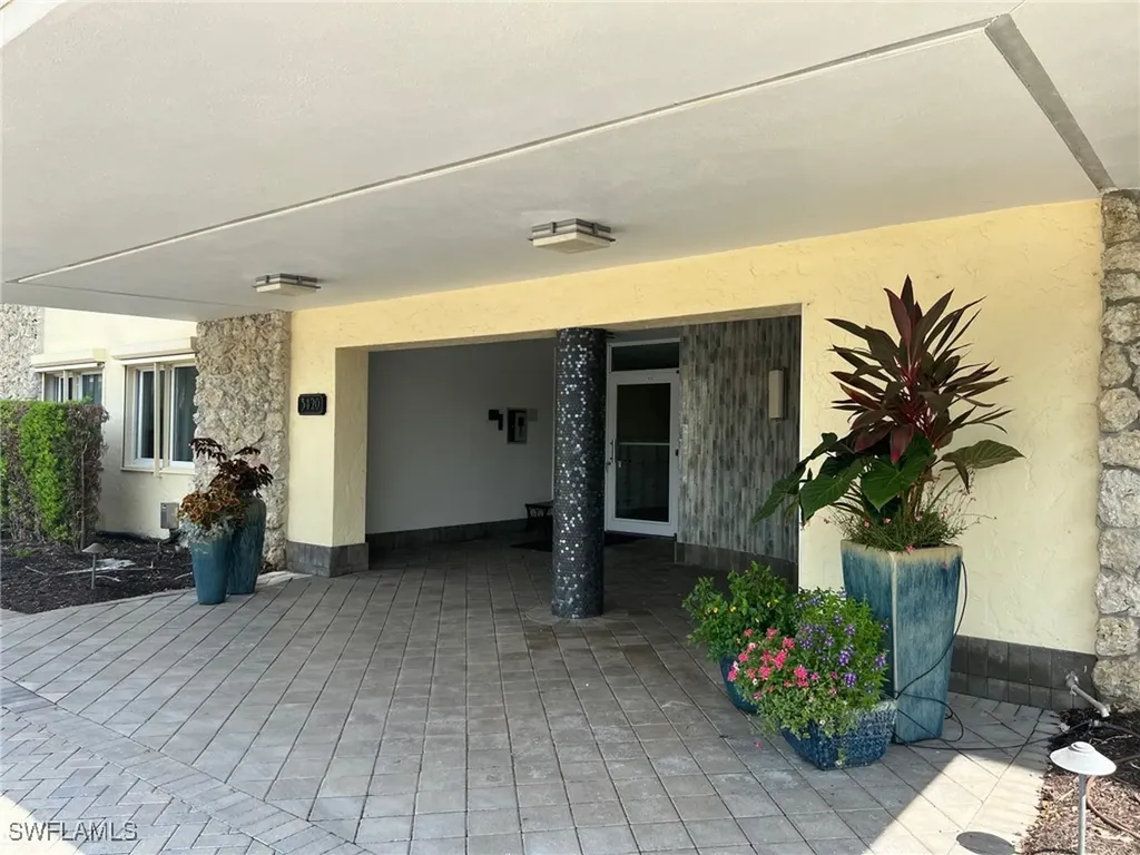 3420 Gulf Shore Boulevard N Naples FL 34103