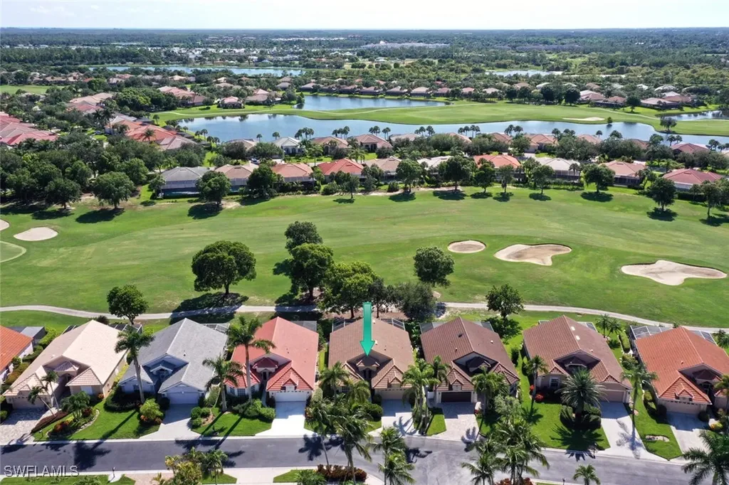 8449 Indian Wells Way Naples FL 34113