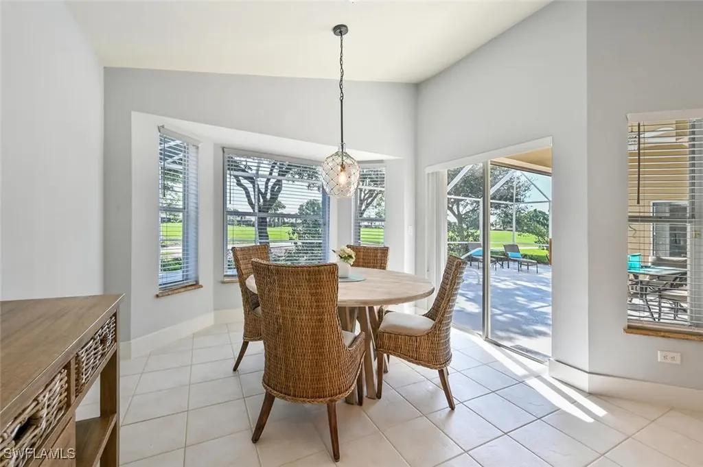 8449 Indian Wells Way Naples FL 34113