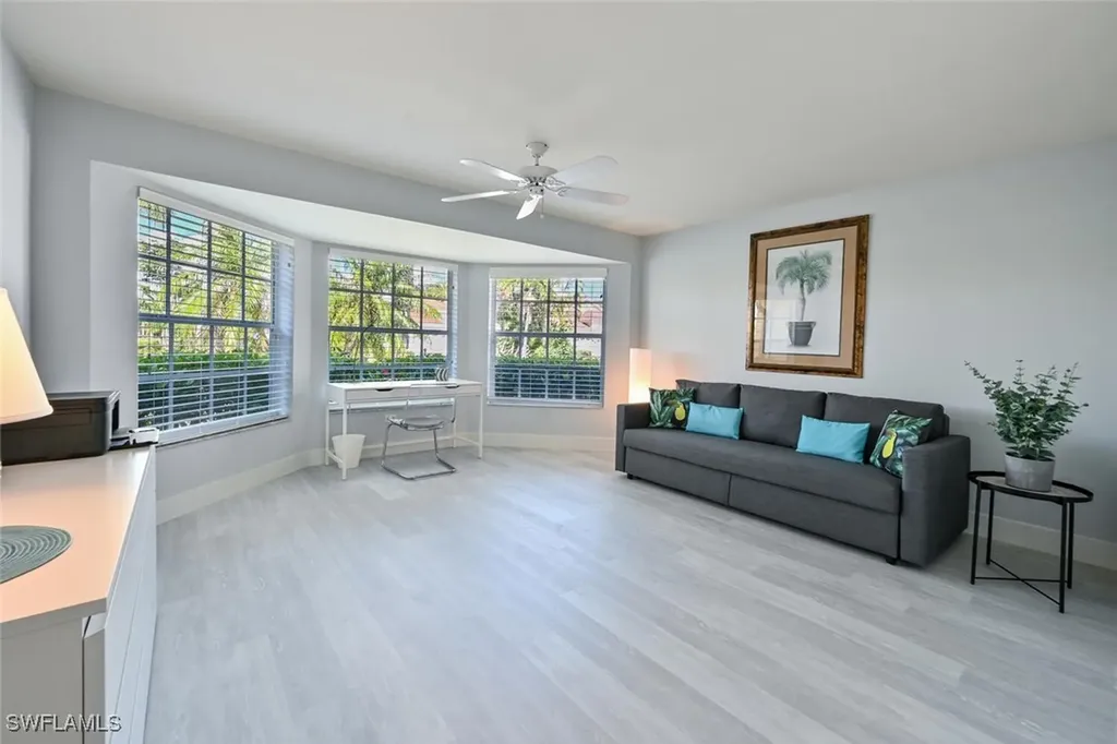8449 Indian Wells Way Naples FL 34113