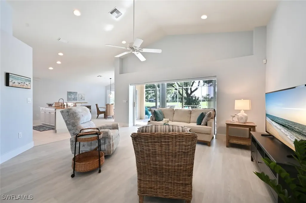 8449 Indian Wells Way Naples FL 34113