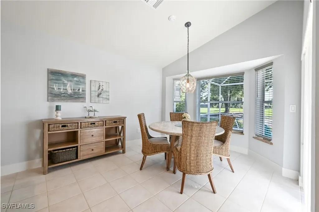 8449 Indian Wells Way Naples FL 34113