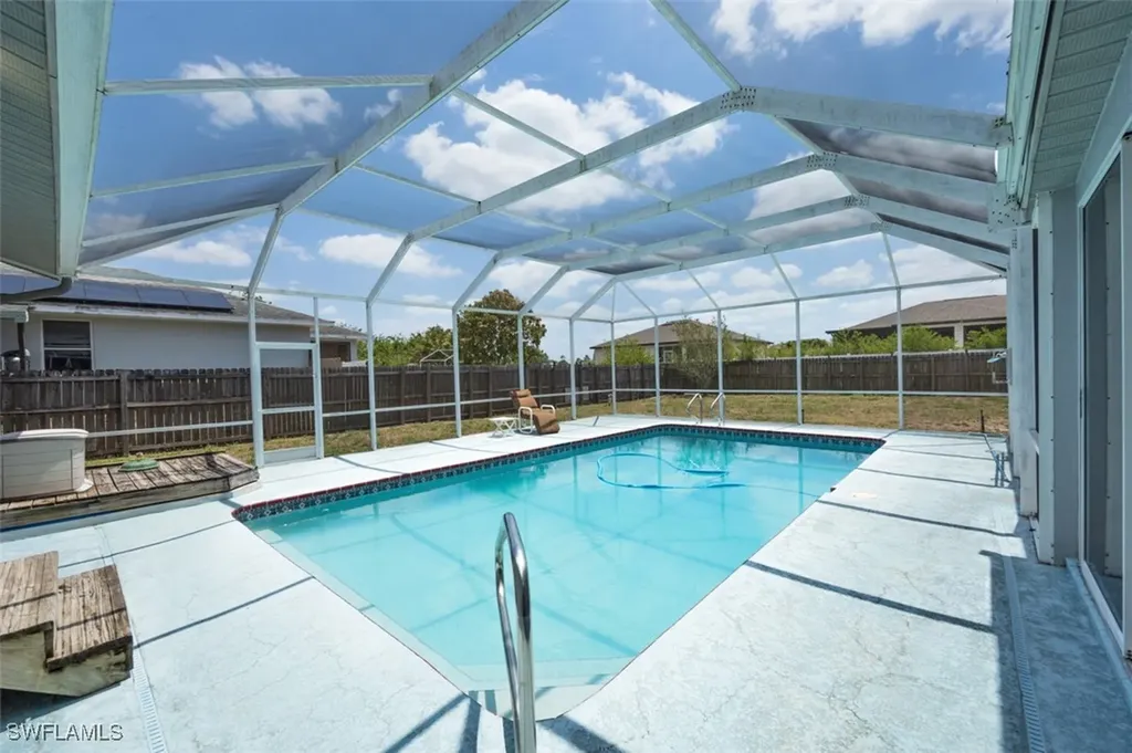 4005 15th Street SW Lehigh Acres FL 33976
