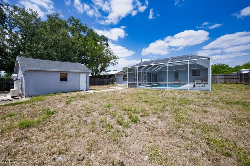 4005 15th Street SW Lehigh Acres FL 33976