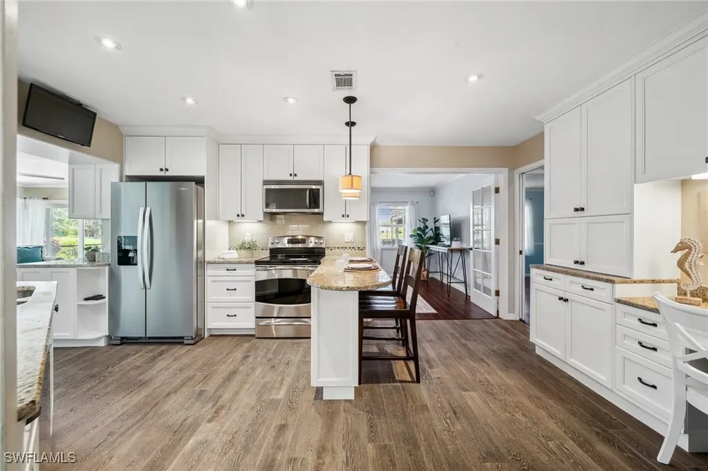 9556 Litchfield Lane Naples FL 34109