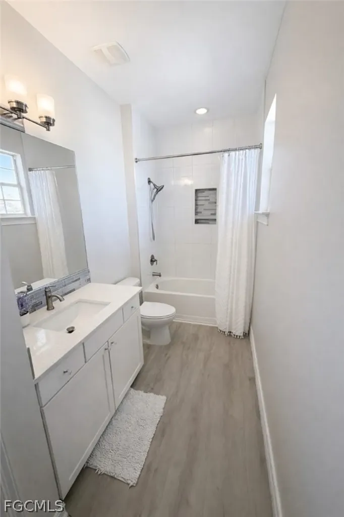 2660 Stonyhill Court Cape Coral FL 33993
