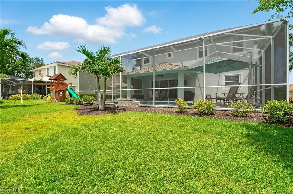 2660 Stonyhill Court Cape Coral FL 33993