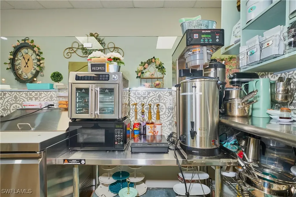 2301 Del Prado Boulevard S Cape Coral FL 33990