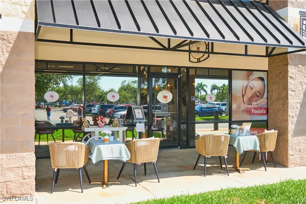 2301 Del Prado Boulevard S Cape Coral FL 33990