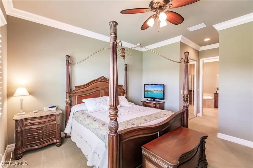 3812 Columbia Court Naples FL 34119