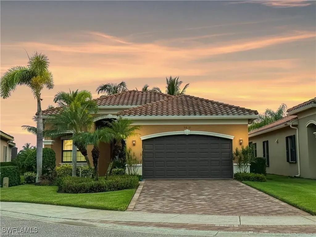 3812 Columbia Court Naples FL 34119