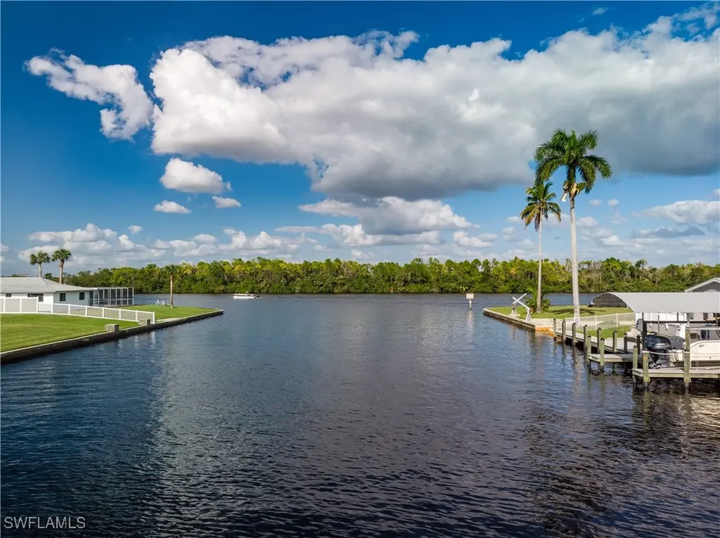 2195 Havana Avenue Fort Myers FL 33905