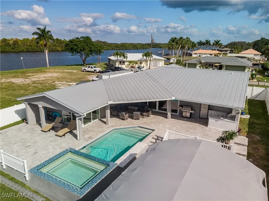 2195 Havana Avenue Fort Myers FL 33905