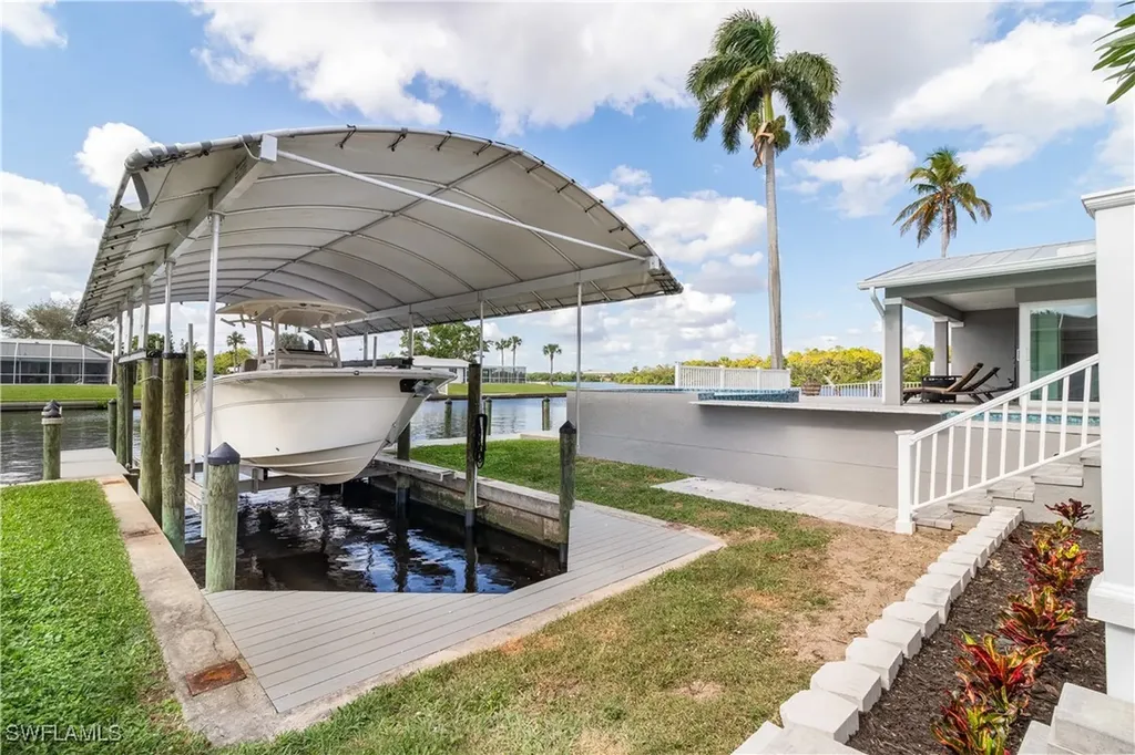 2195 Havana Avenue Fort Myers FL 33905