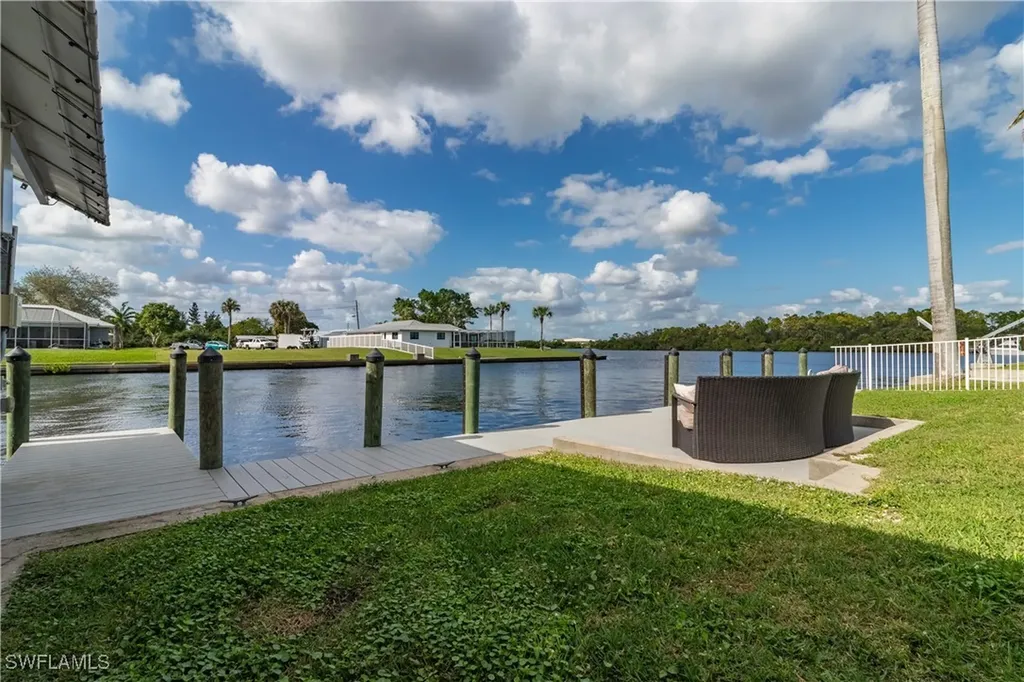 2195 Havana Avenue Fort Myers FL 33905