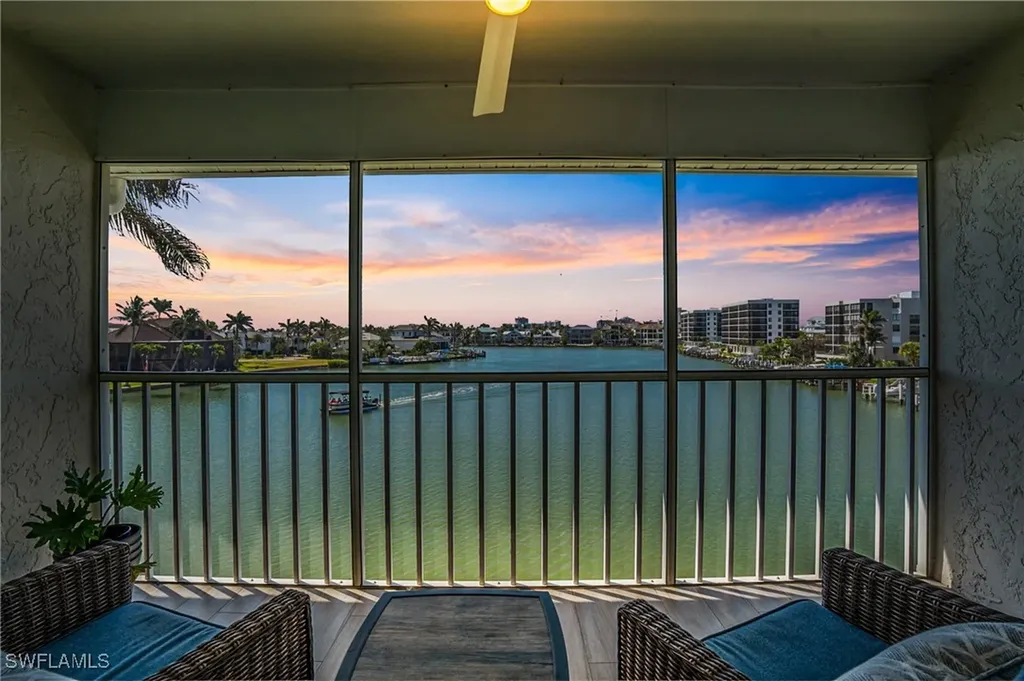 10682 Gulf Shore Drive Naples FL 34108