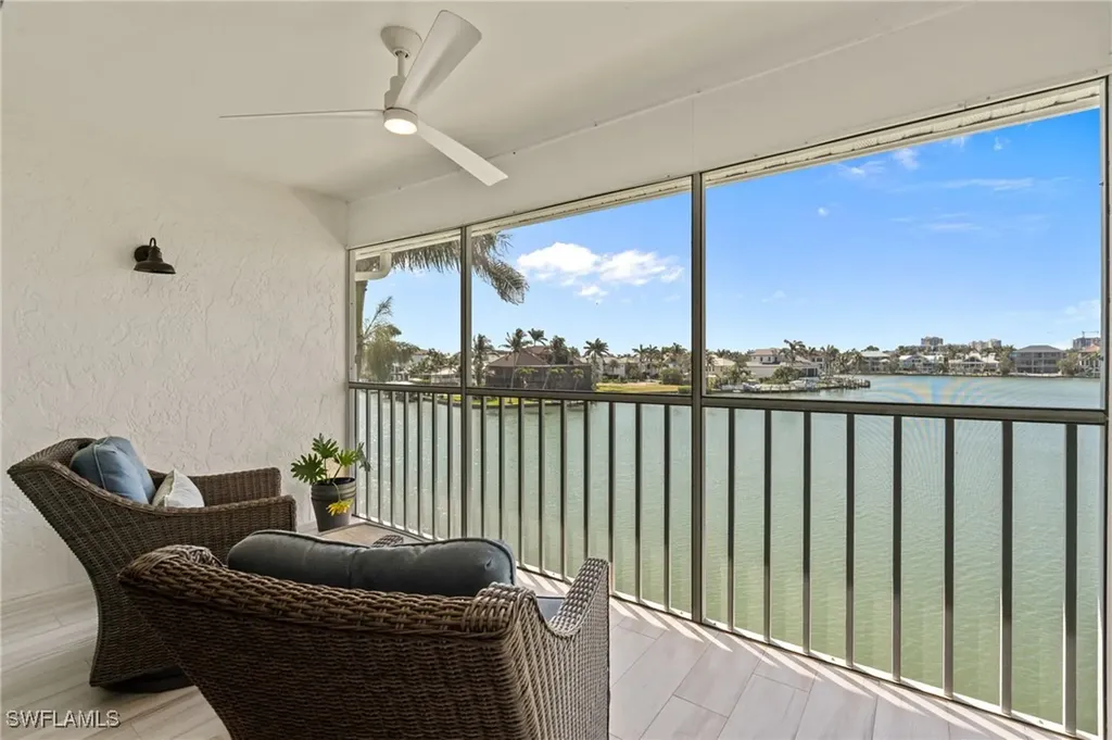 10682 Gulf Shore Drive Naples FL 34108