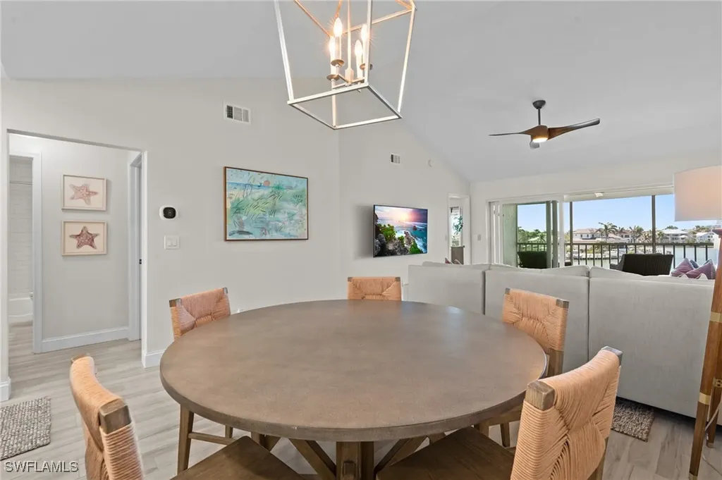 10682 Gulf Shore Drive Naples FL 34108