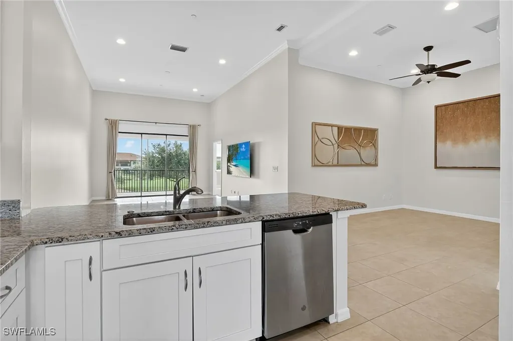 9386 Pocida Court Naples FL 34119