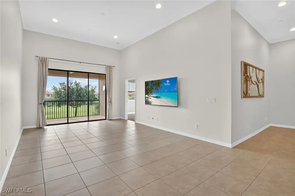 9386 Pocida Court Naples FL 34119