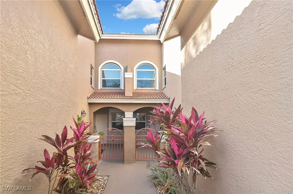 2600 Marshcreek Lane Naples FL 34119