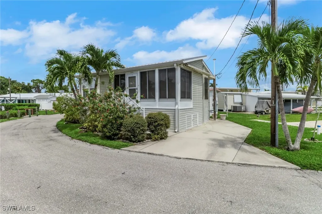 20721 Basin Drive Estero FL 33928