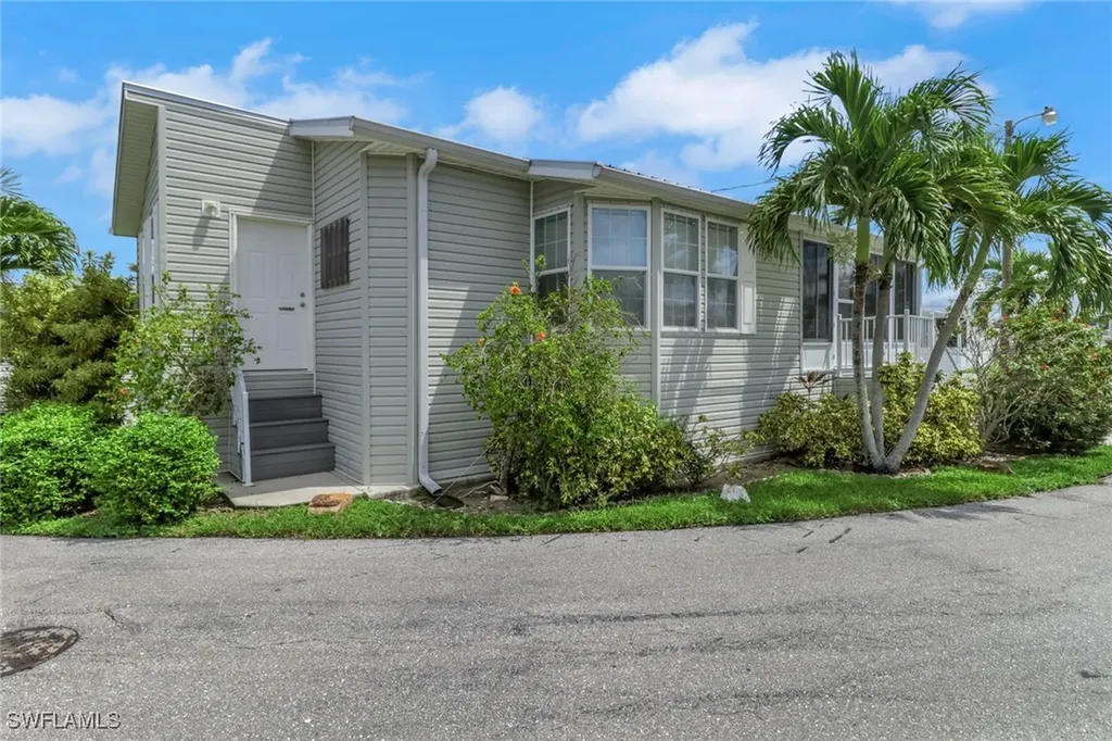 20721 Basin Drive Estero FL 33928