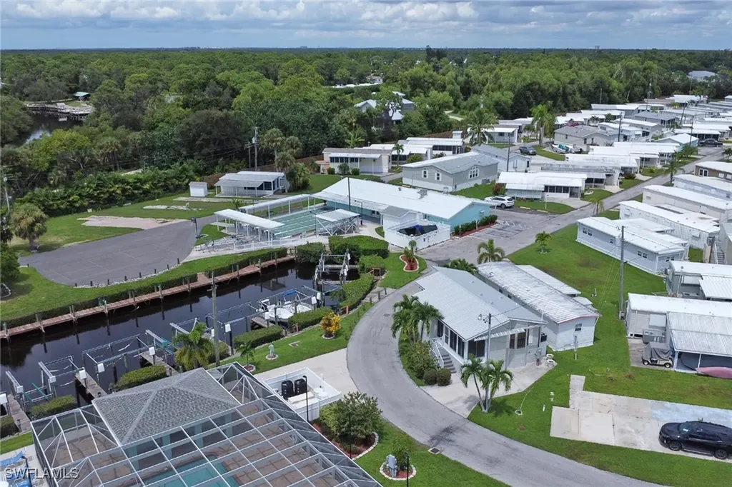 20721 Basin Drive Estero FL 33928