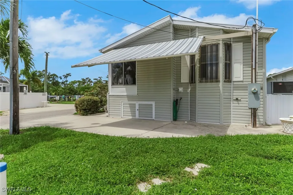 20721 Basin Drive Estero FL 33928