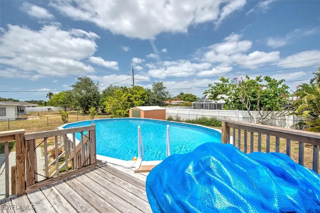 725 Sesame Court Cape Coral FL 33904