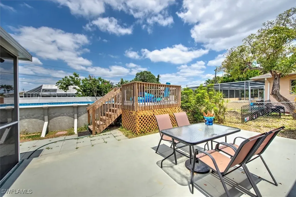 725 Sesame Court Cape Coral FL 33904