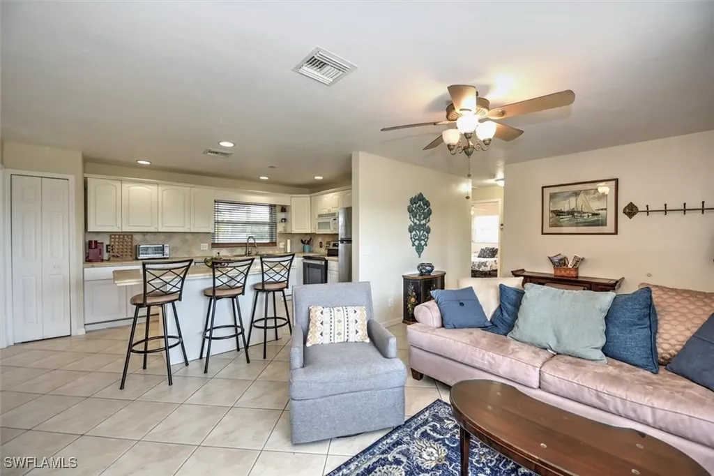 725 Sesame Court Cape Coral FL 33904