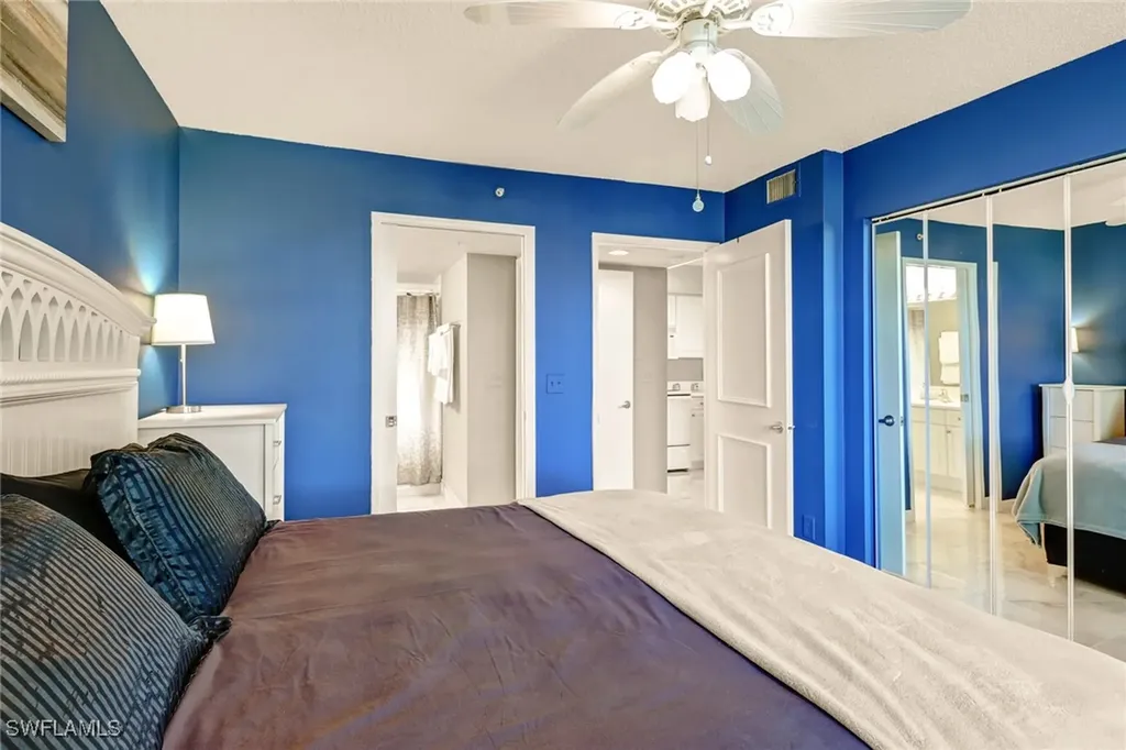 1265 Wildwood Lakes Boulevard Naples FL 34104