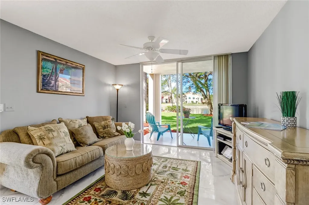 1265 Wildwood Lakes Boulevard Naples FL 34104