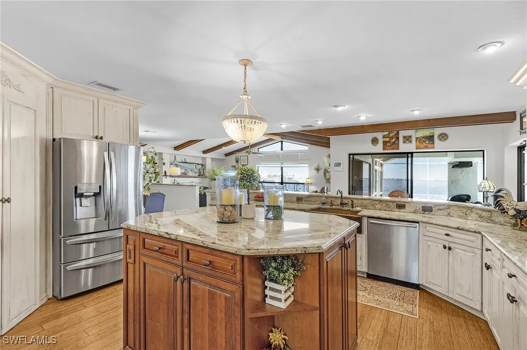 2803 SE 22nd Place Cape Coral FL 33904