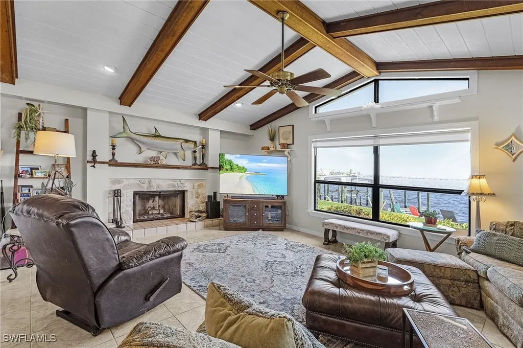2803 SE 22nd Place Cape Coral FL 33904