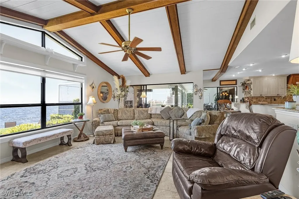 2803 SE 22nd Place Cape Coral FL 33904