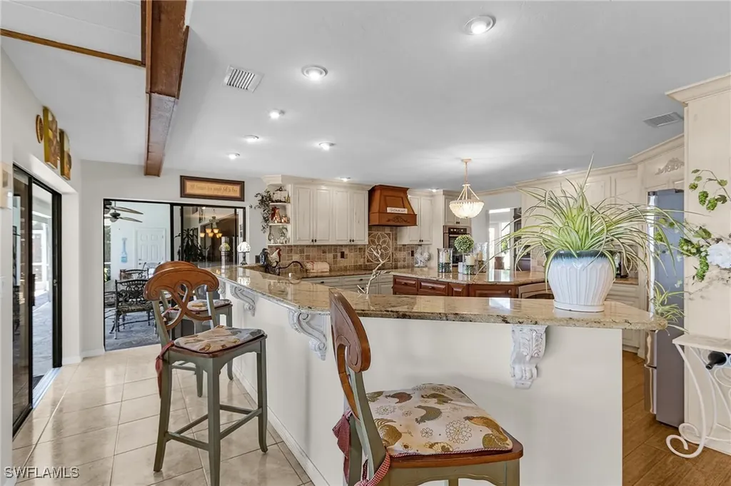 2803 SE 22nd Place Cape Coral FL 33904