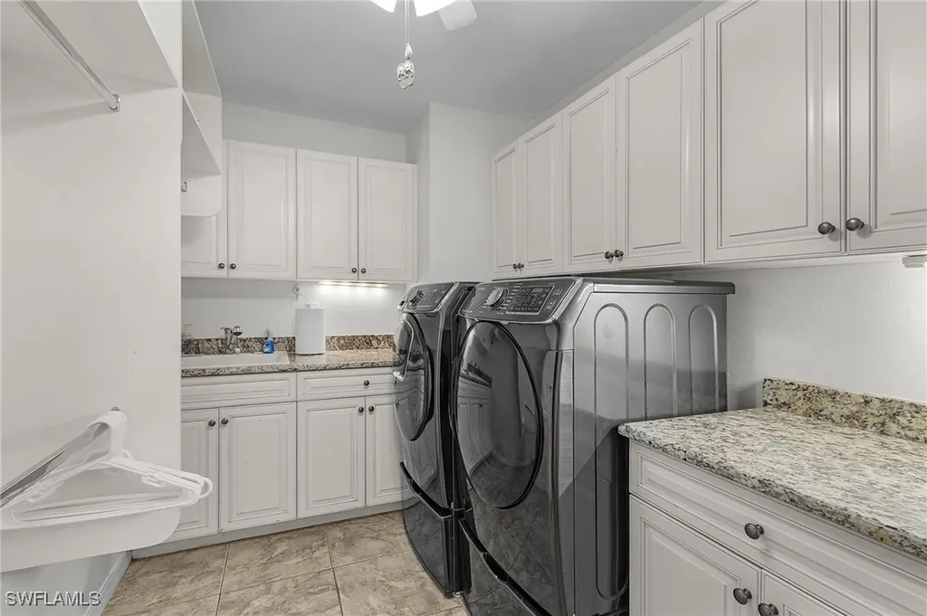 2803 SE 22nd Place Cape Coral FL 33904