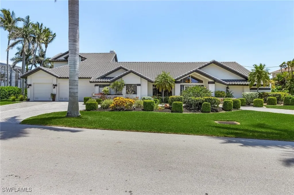 2803 SE 22nd Place Cape Coral FL 33904