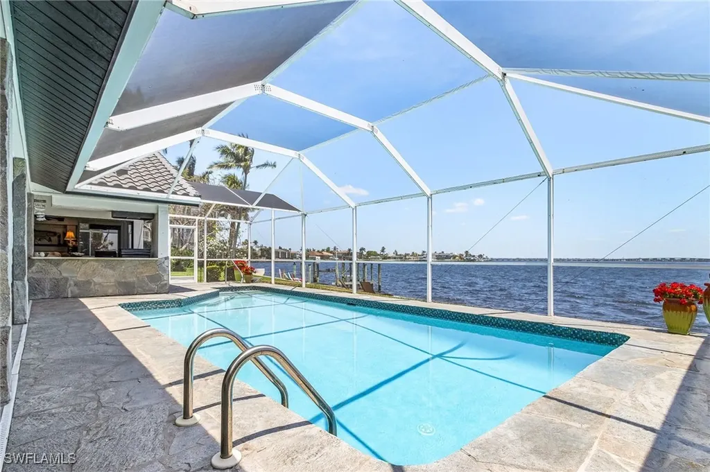 2803 SE 22nd Place Cape Coral FL 33904