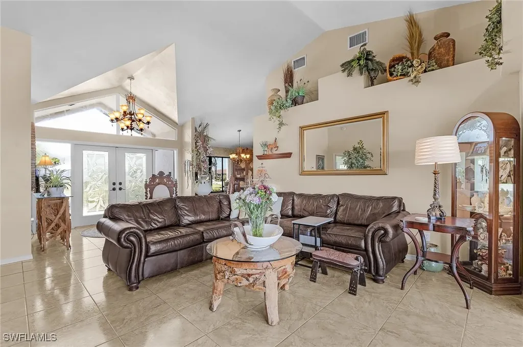 2803 SE 22nd Place Cape Coral FL 33904
