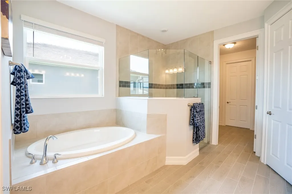 14521 Stern Way Naples FL 34114