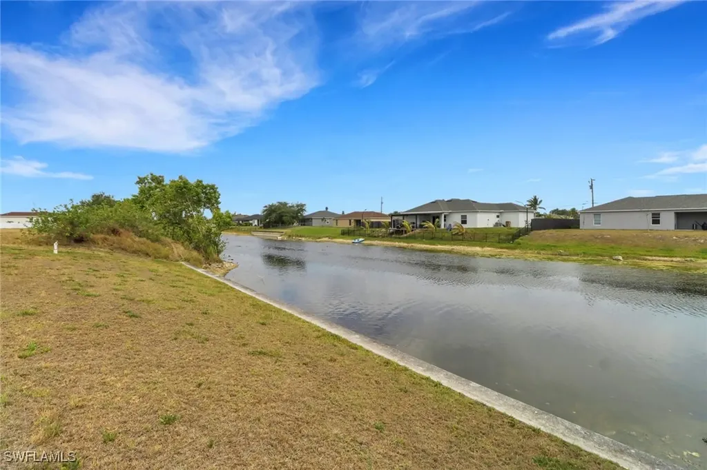 622 NE 12th Street Cape Coral FL 33909