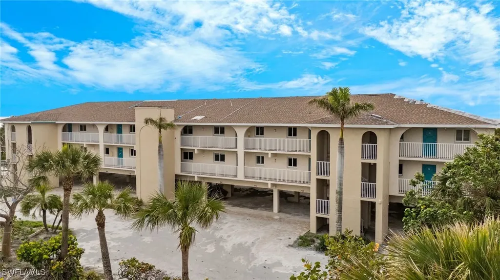 527 E Gulf Drive Sanibel FL 33957