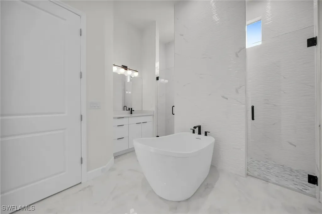 1218 NW 20th Avenue Cape Coral FL 33993