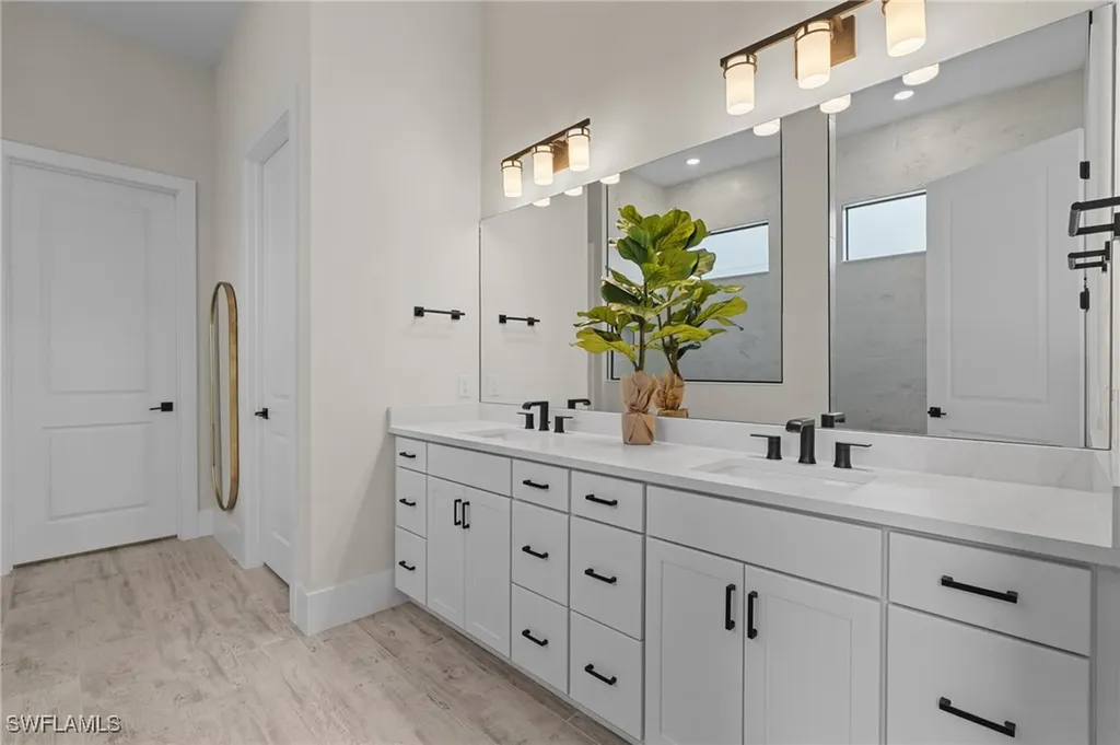 16198 Verilyn Circle Naples FL 34110