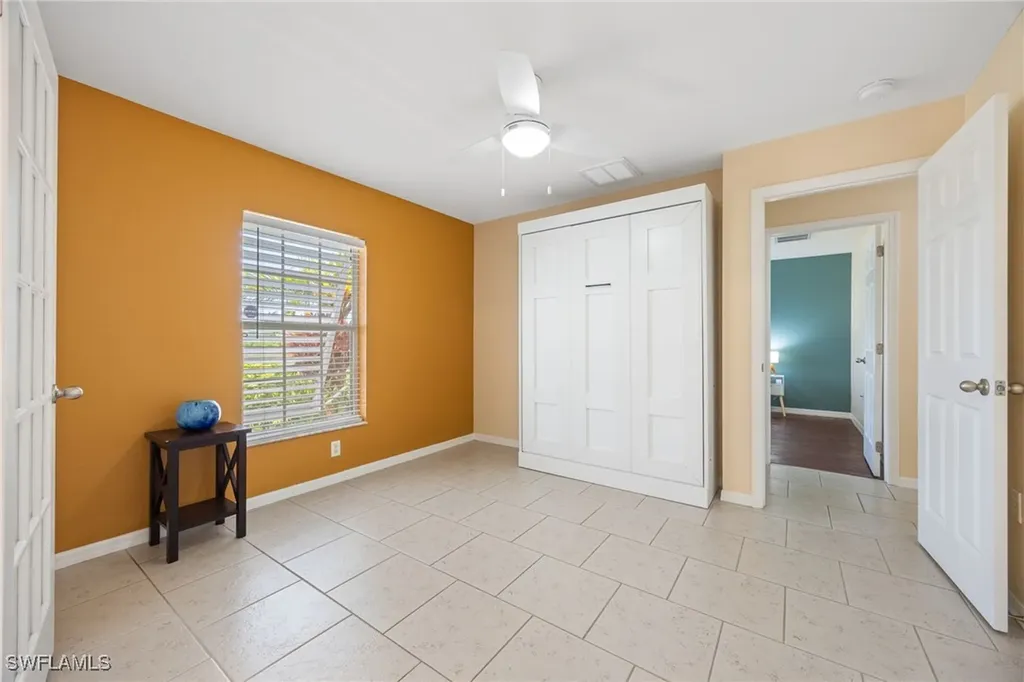 2805 NW 4th Street Cape Coral FL 33993